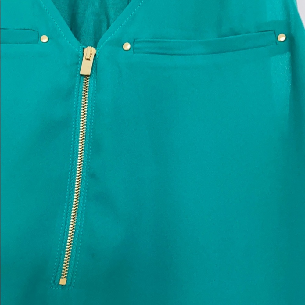 Express Tank Top 💚💛 - Picture 4 of 6
